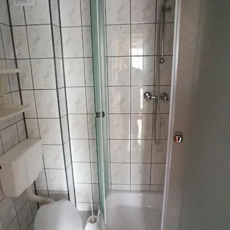 Trzech Koron 16 * Sromowce Wyzne