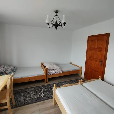 Trzech Koron 16 Maison d'hôtes Sromowce Wyzne