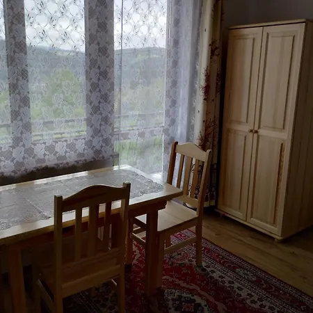 Pensjonat Trzech Koron 16 Sromowce Wyzne