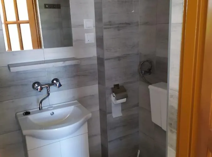 Trzech Koron 16 Pensjonat