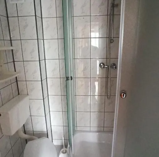 Trzech Koron 16 * Sromowce Wyzne