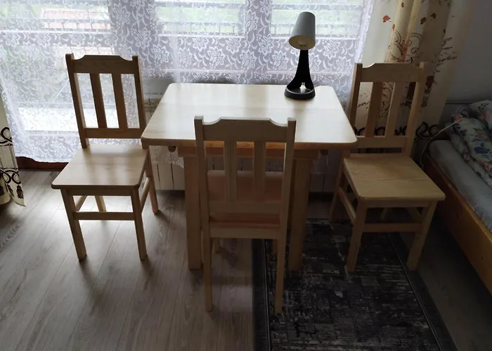 Trzech Koron 16 Gasthuis *